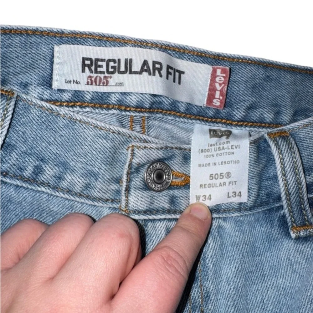 Y2k‎ Levi’s men’s light wash jeans 505 size 34x34 regular fit